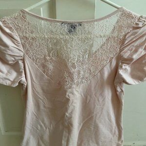 Forever21 pink lace top Size Large NWOT